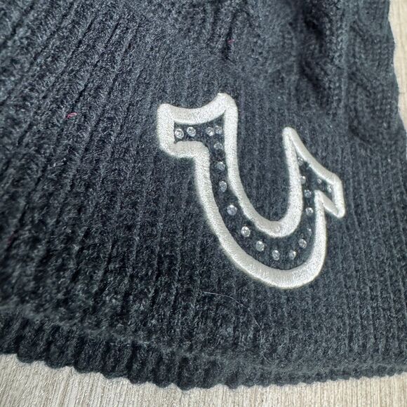 True Religion Women's Black Pom Top Knit Beanie Bejeweled Rhinestone Logo - Picture 3 of 5